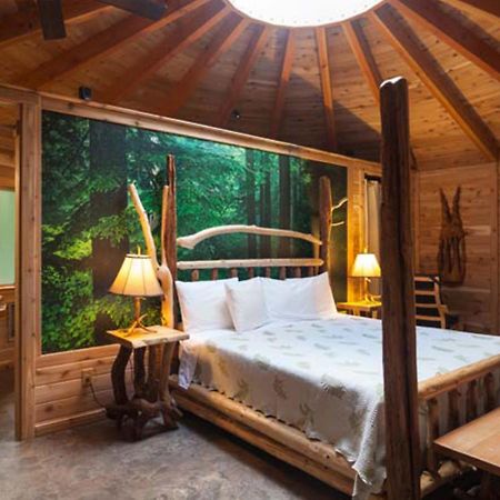 Stormking Hotel Ashford Bagian luar foto