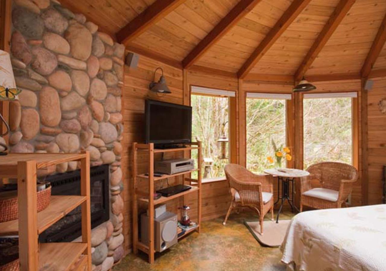 Stormking Hotel Ashford Bagian luar foto
